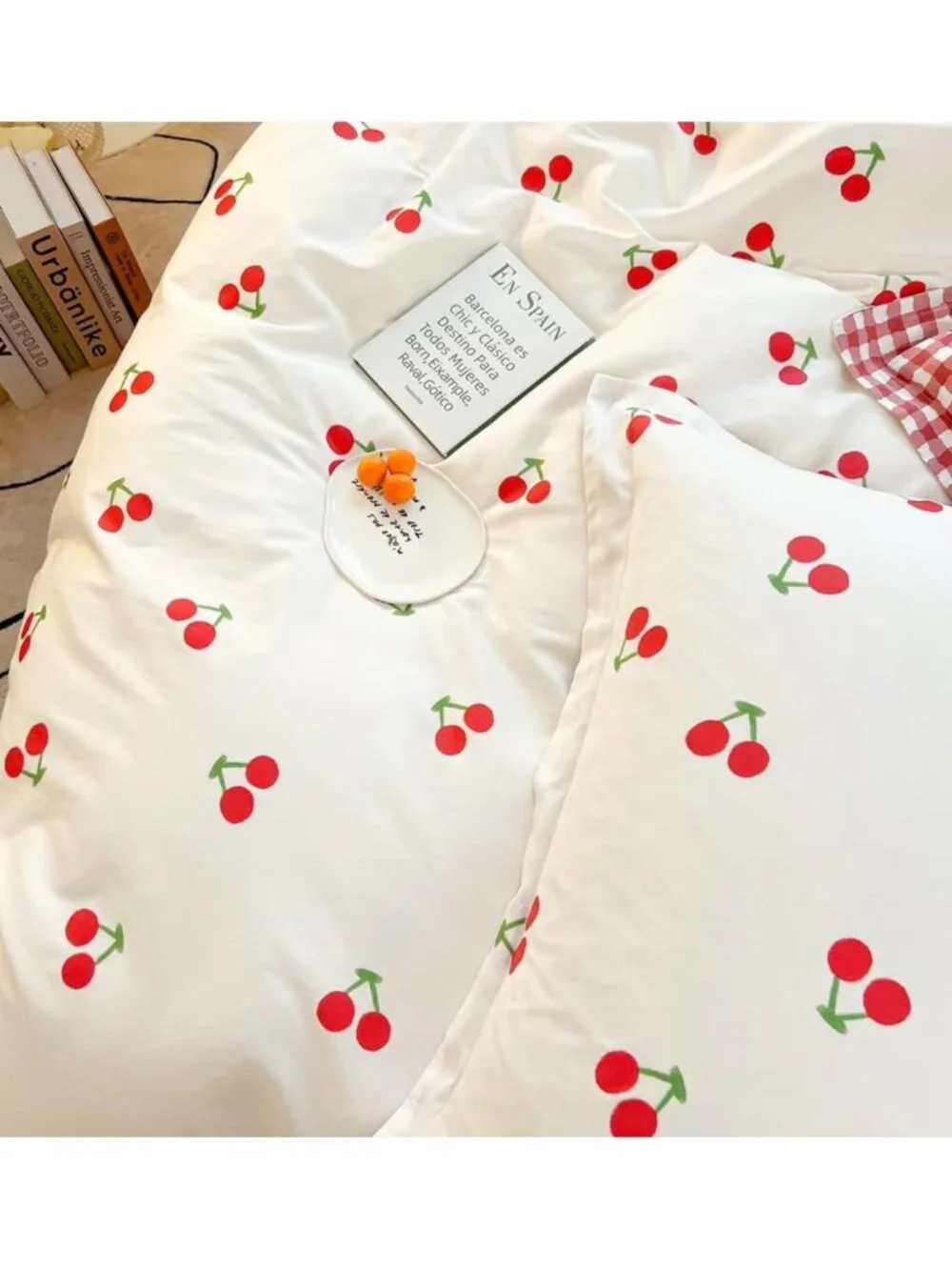 BlueBlue Cherry Duvet Set - Duvet Cover and Two Standard Pillow Shams - Queen